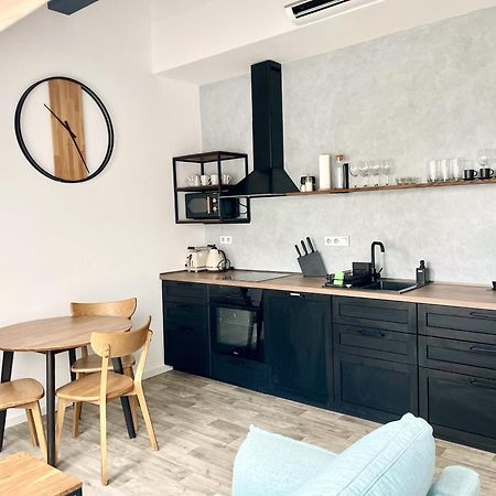 Apartman Bella Lägenhet Mikulov Exteriör bild