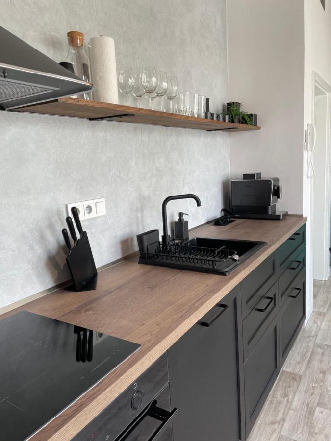 Apartman Bella Lägenhet Mikulov Exteriör bild